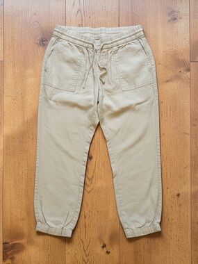 Old Navy Women's Tan Drawstring Jogger Capris